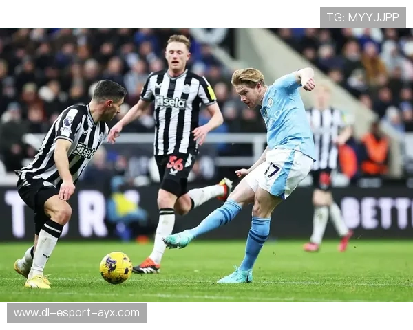 德布劳内高速带球连过三人，曼城节奏瞬间拉满：速度与控场的极致呈现